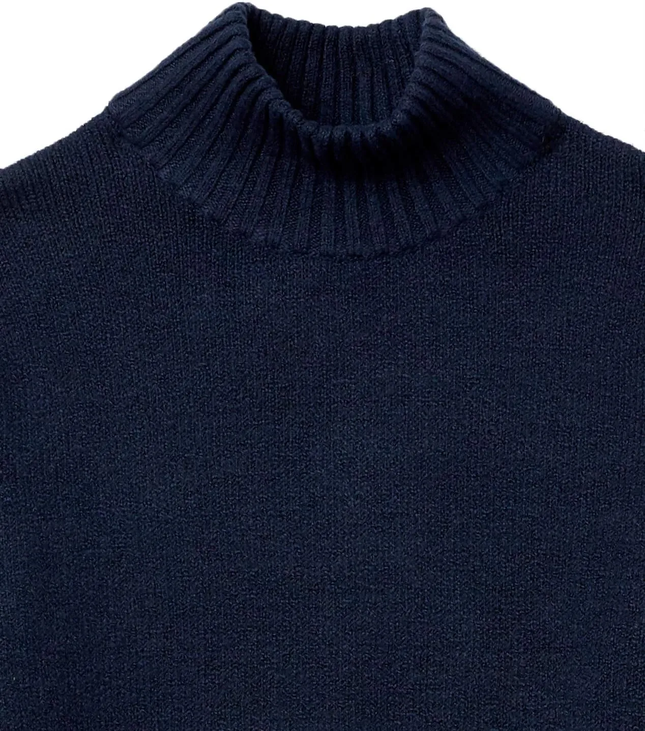 Amazon Essentials Men's Long-Sleeve Soft Touch Turtleneck Sweater