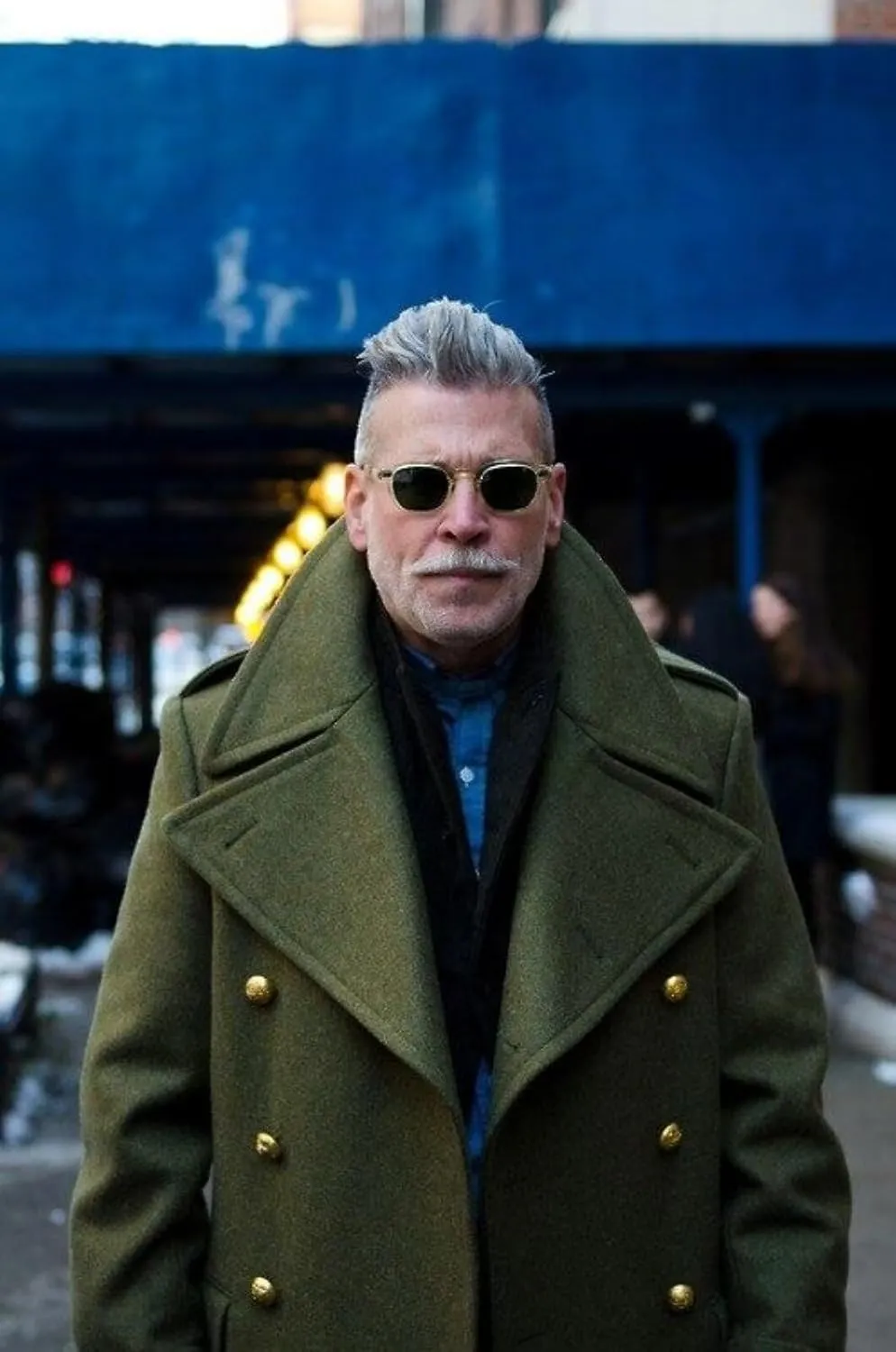 Casual Men's Regular Fit Long Overcoat Wool Blend Pea Jacket Double Breasted Notch Lapel Trench Coat in Winter