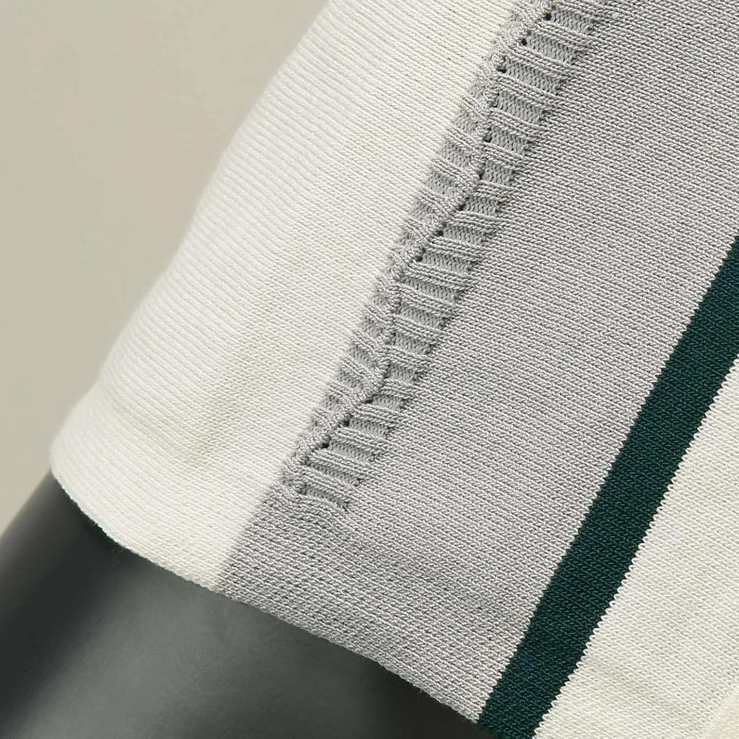 Mens Summer Striped Polos Golf Shirts Designer Pullover Modern Knit Shirts Slim Fit Short Sleeve Vintage Cardigans