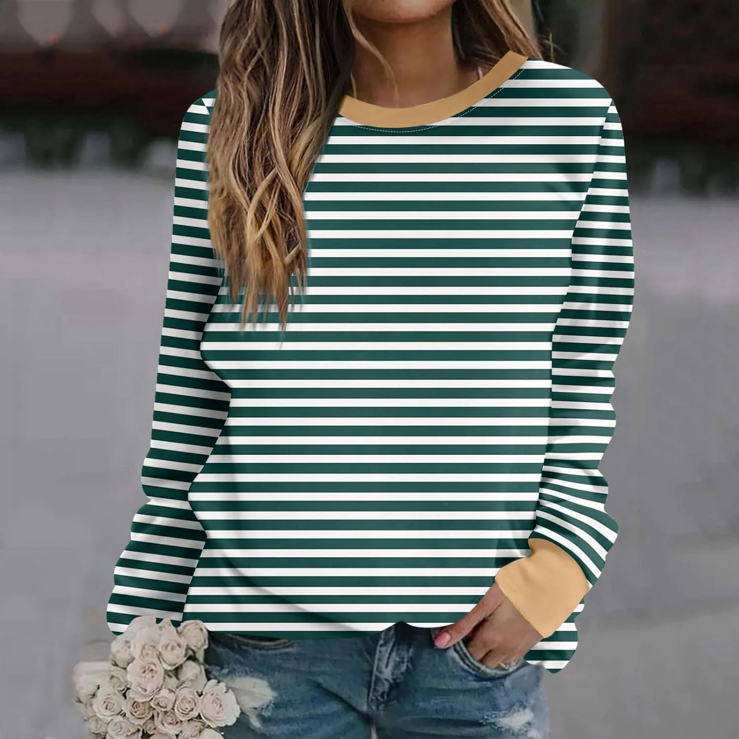 Womens Oversized Hoodless Sweatshirts Striped Long Sleeve Crewneck 2024 Trendy Fall Outfits Pullover Y2K Tops