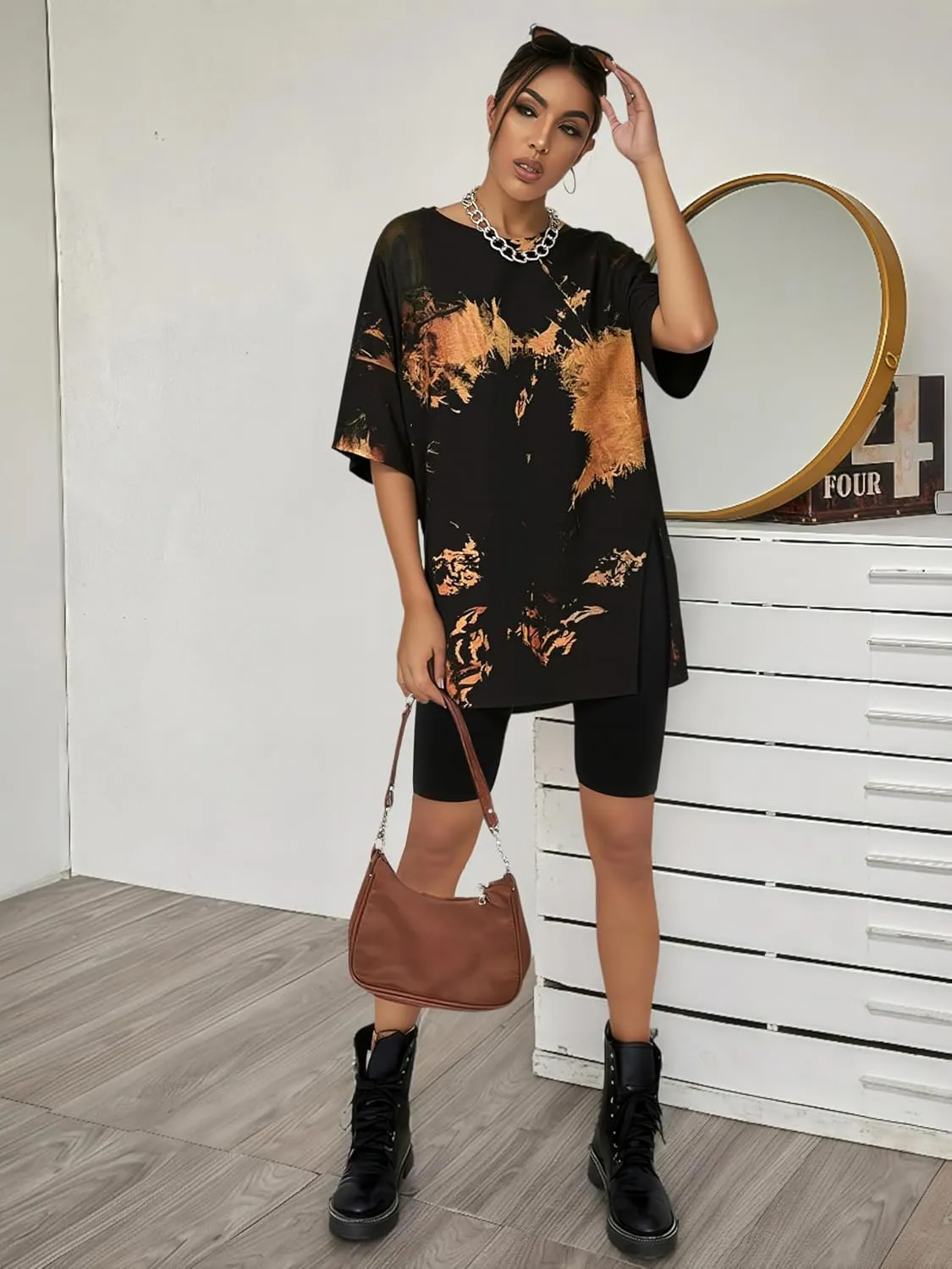 Womens Oversized Tshirts Workout Gym Shirts Moon Print Tees Side Slit Plus Size Top